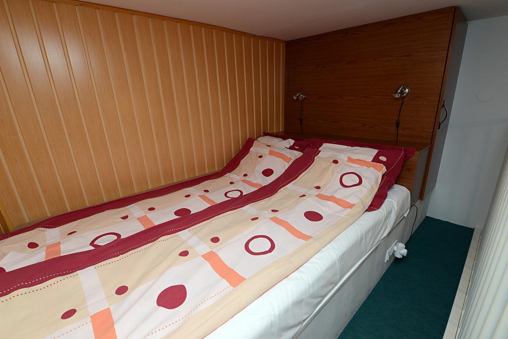 Centrum Apartman Pécs Exteriör bild
